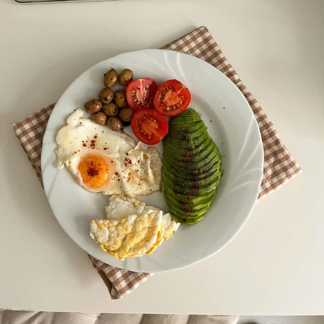 Nutrition Plan for PCOS or PMOS: Foods and Meal Planning Tips
